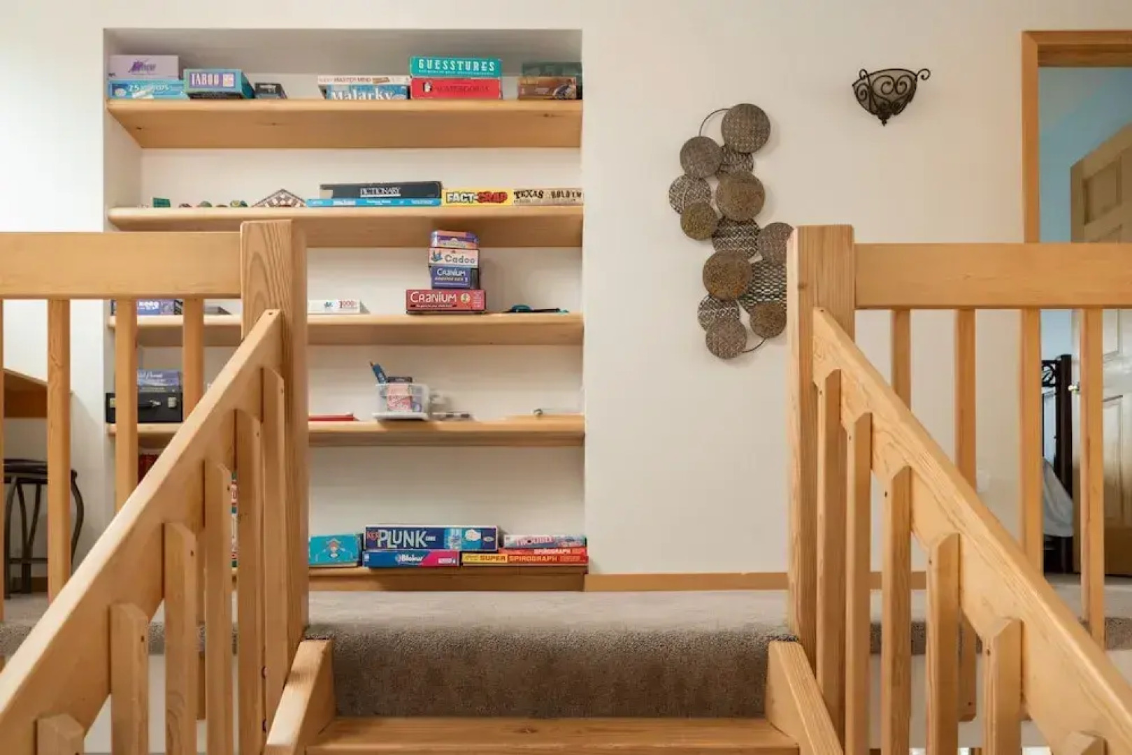 Lookout Lodge In Wondervu 4 Bedroom Home by RedAwning