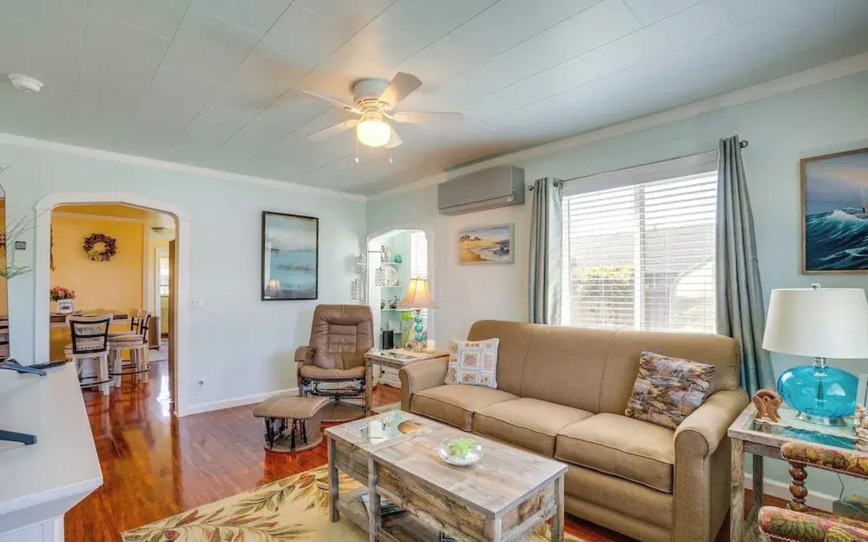 Walk to Gold Beach: Charming Cottage w/ Yard!