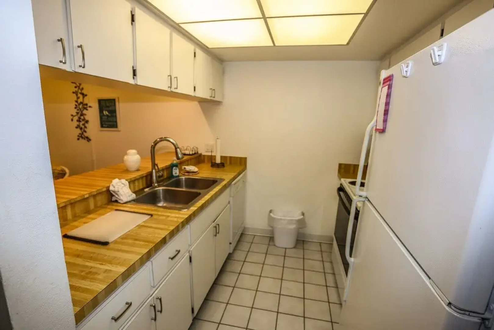 Estero Yacht & Racquet 322