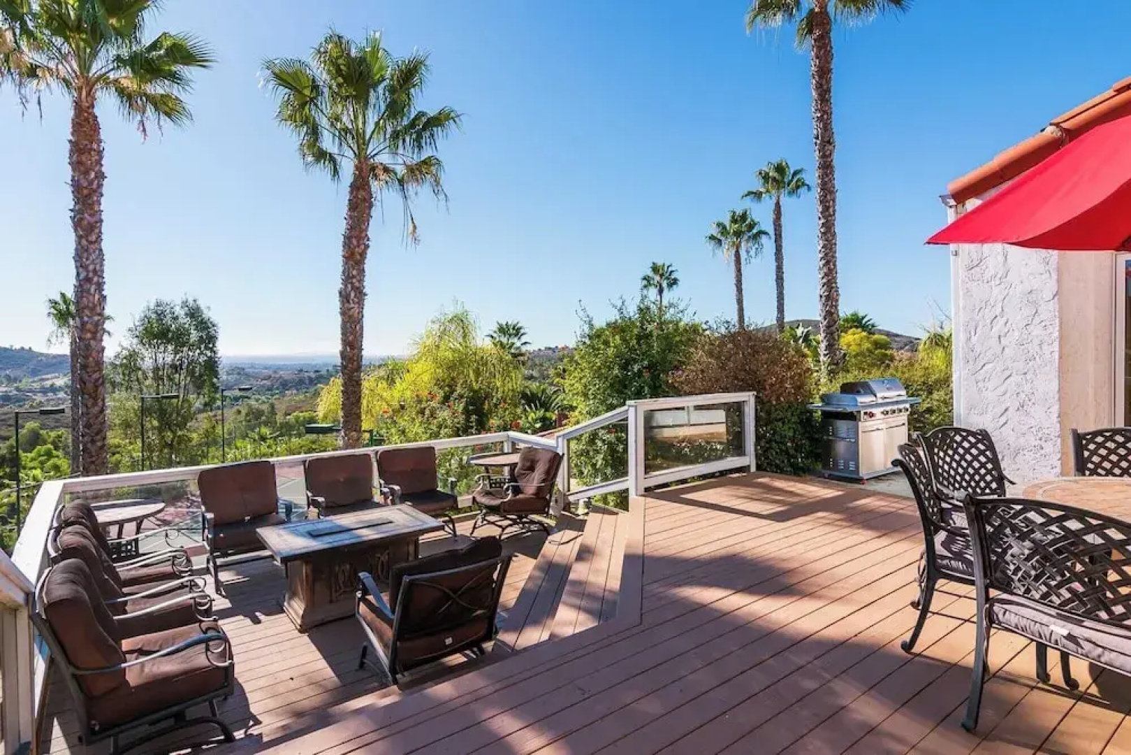 Resort-style Estate w/ Pool, Game Room & Valley Views Near Wineries The Tennis Ranch by Avantstay