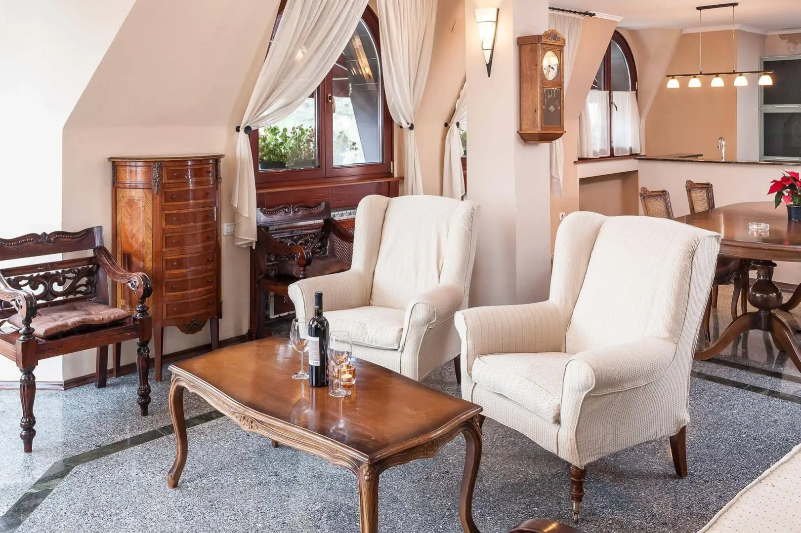 Modern Inn Boutique Hotel