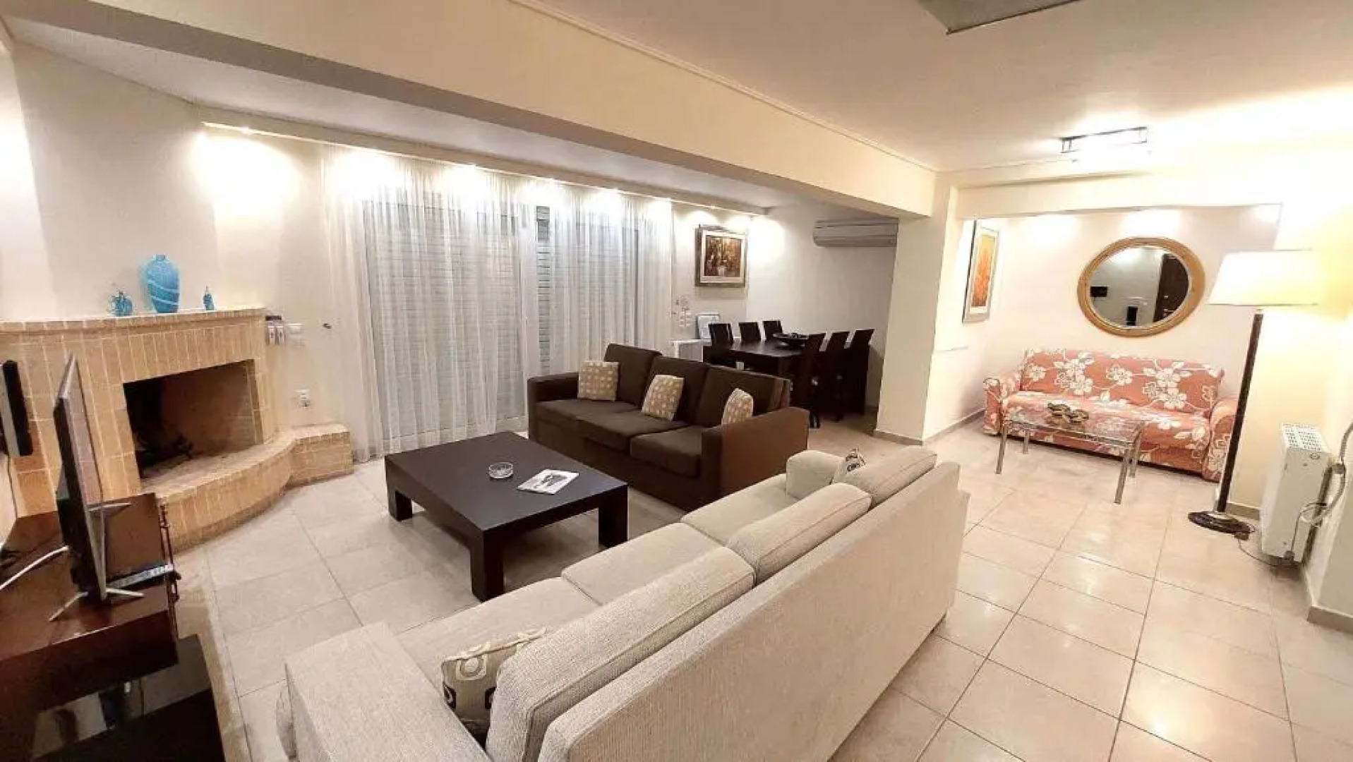 Holiday villa SUNJOY 100m. from the beach.