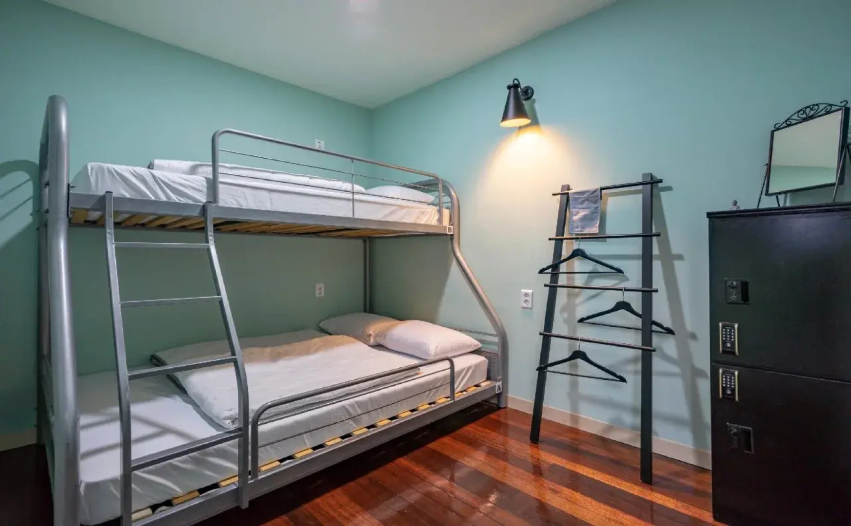 Mireuk Mireuk Beer Hostel