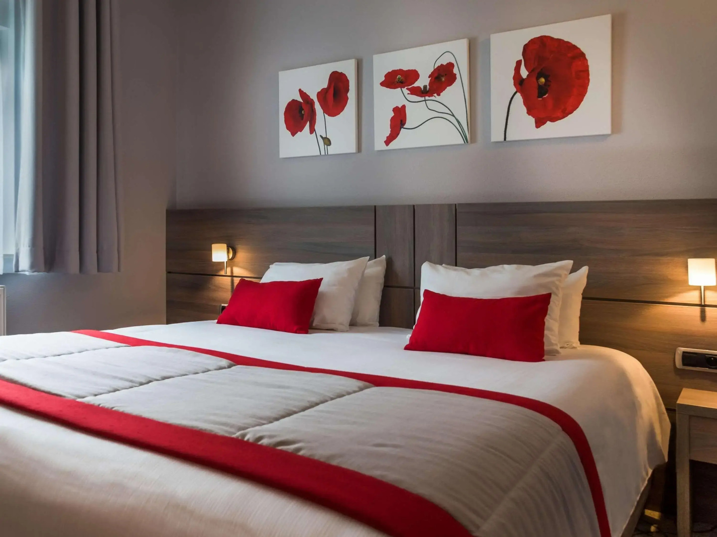 Ibis Styles Charleroi Airport Aero44