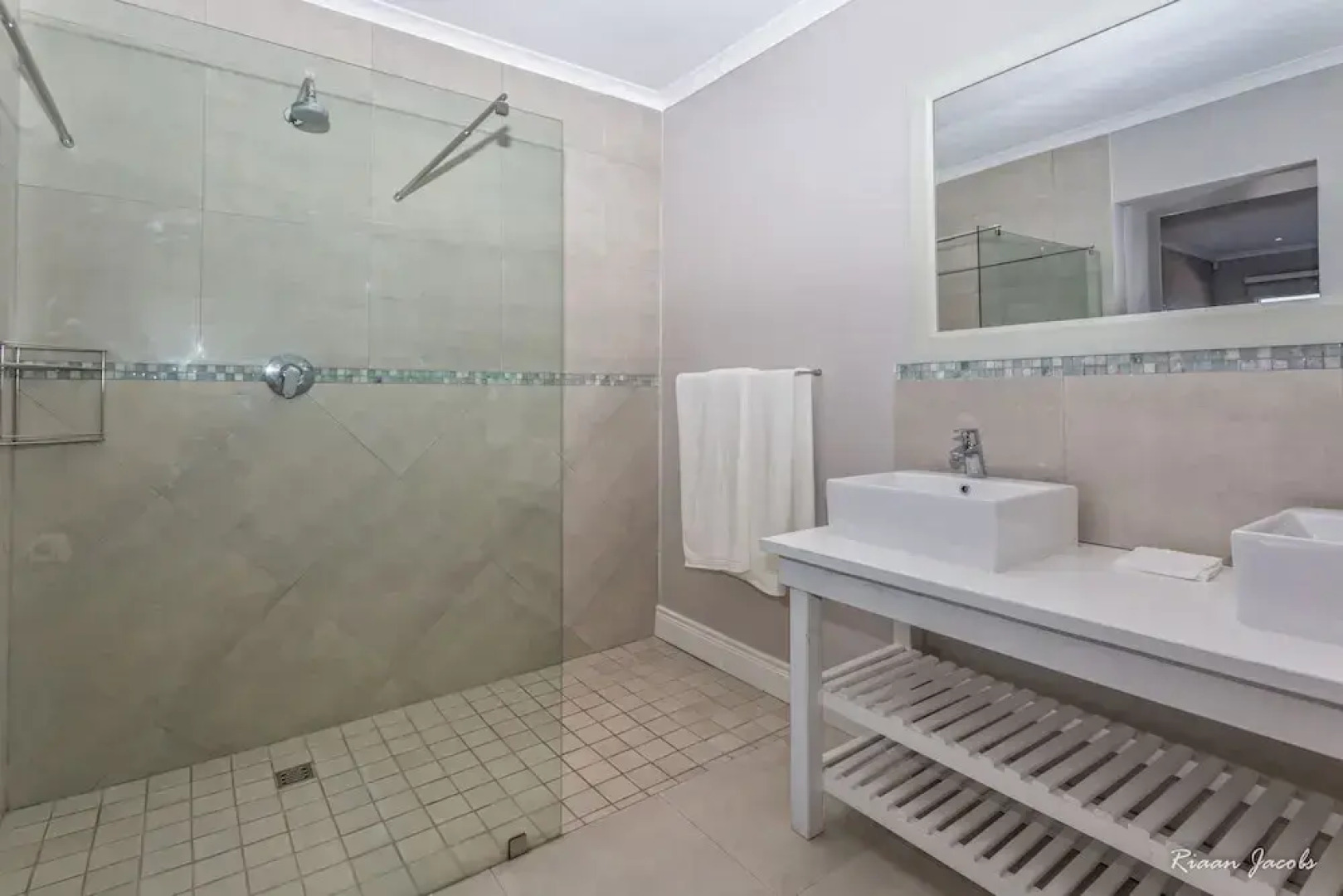 Gansbaai Seafront Holiday House: Ons C-huis