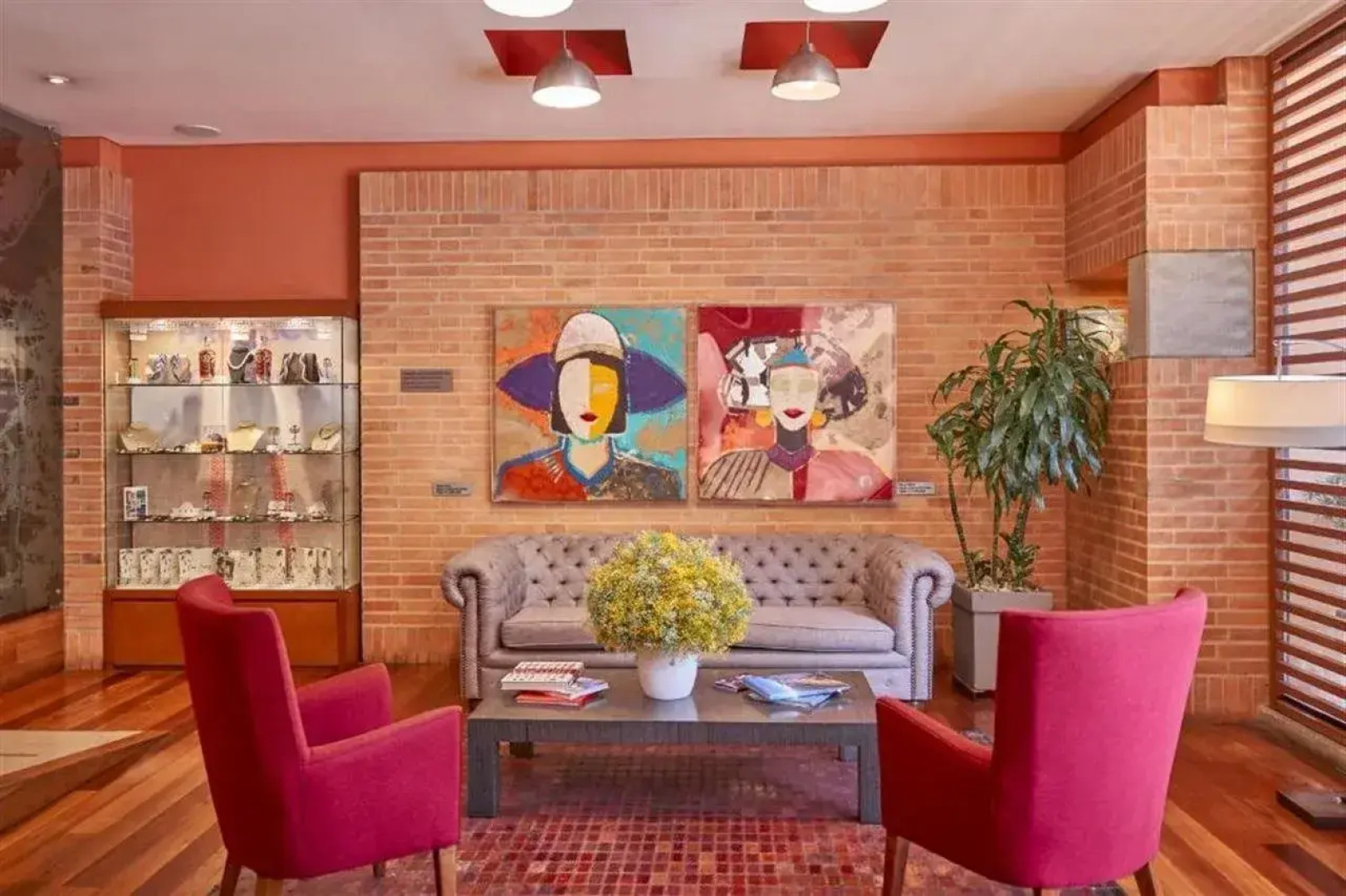 84 DC Bogotá By OxoHotel