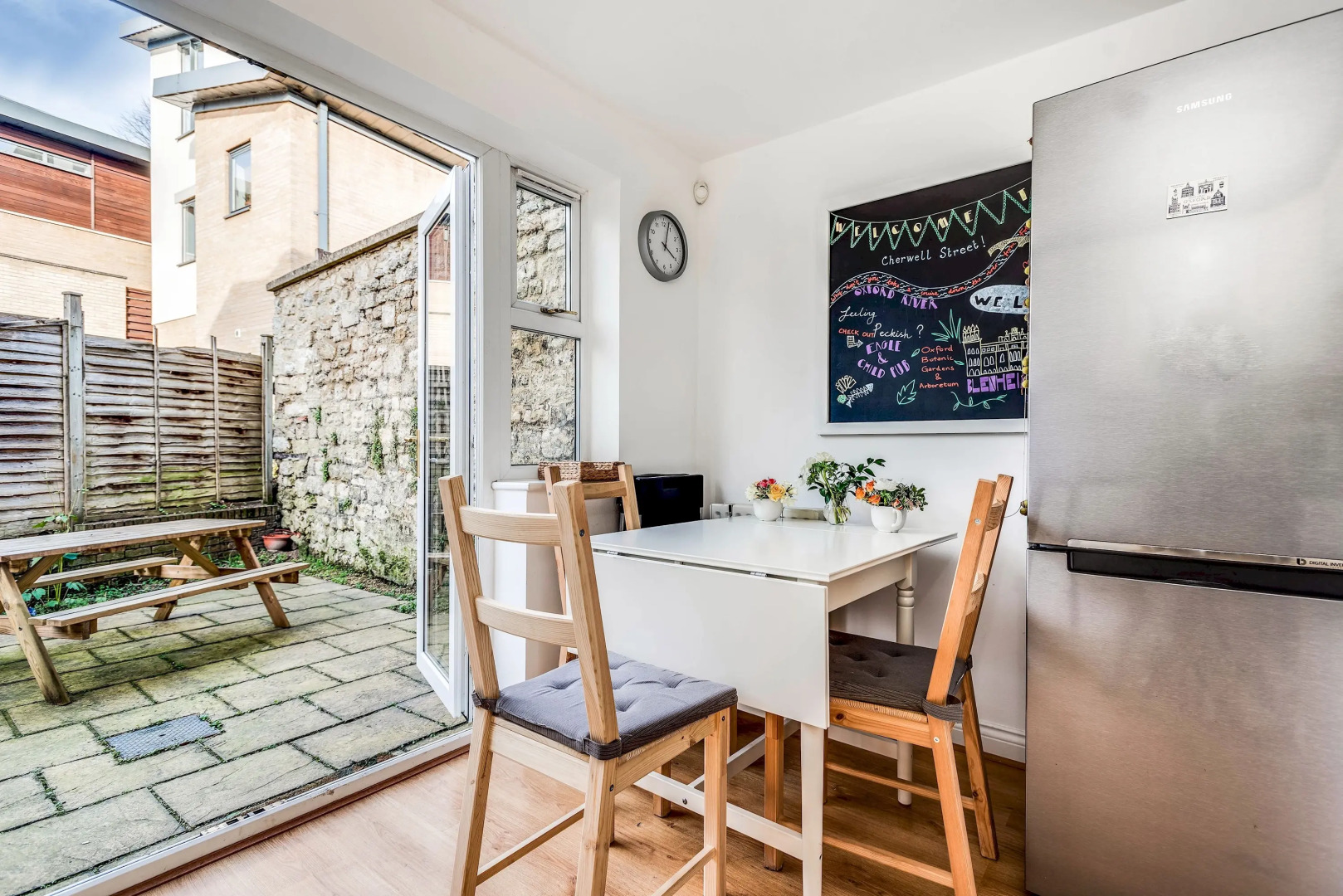 The St Clements Townhouse 3 Bedroom Bijou central