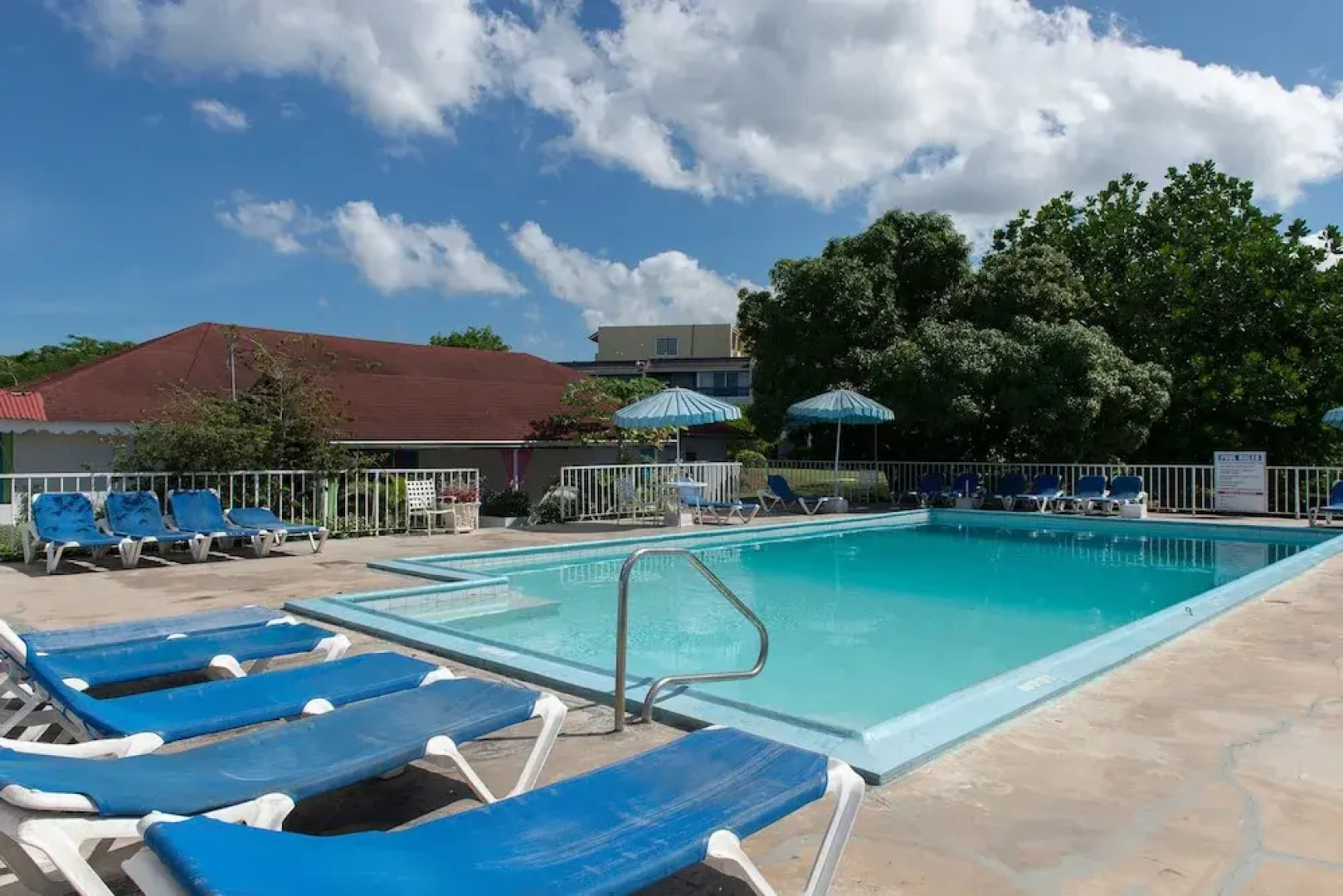 Garden Beach Studios at Montego Bay Club