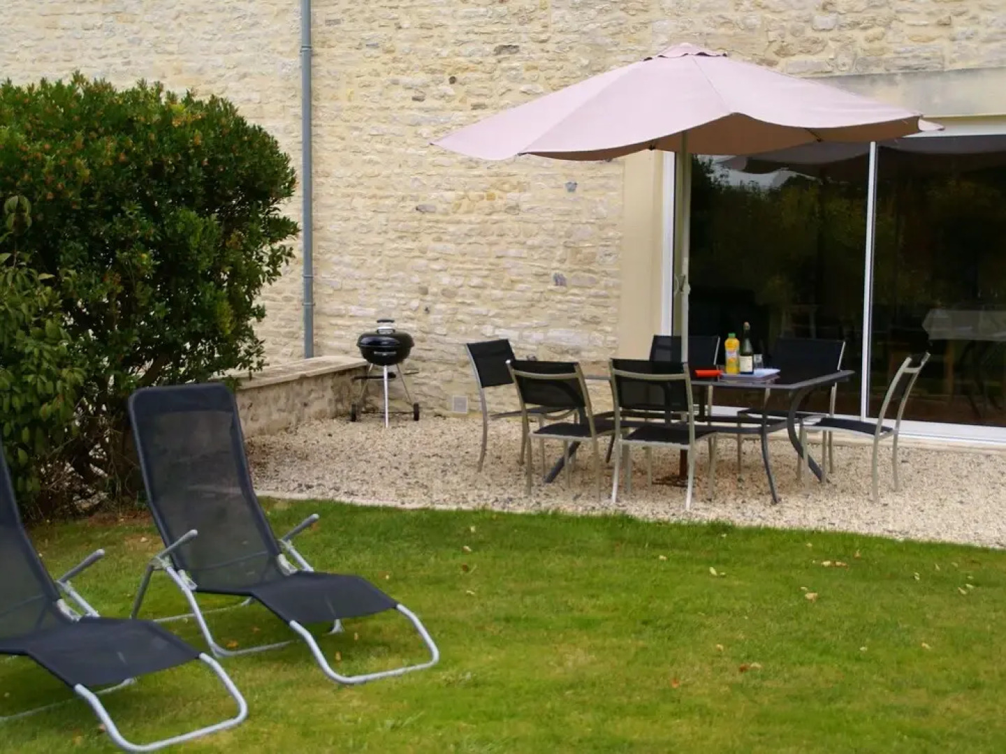 Cozy Farmhouse in Maisons With Fireplace