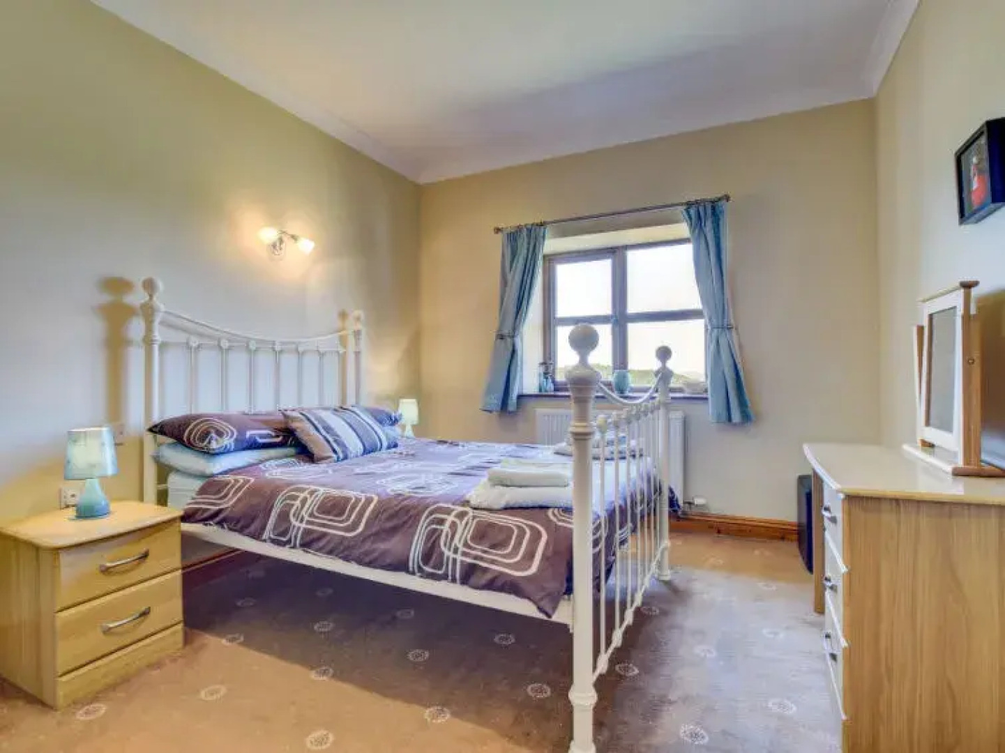 Holiday Home Dinas y Gadair