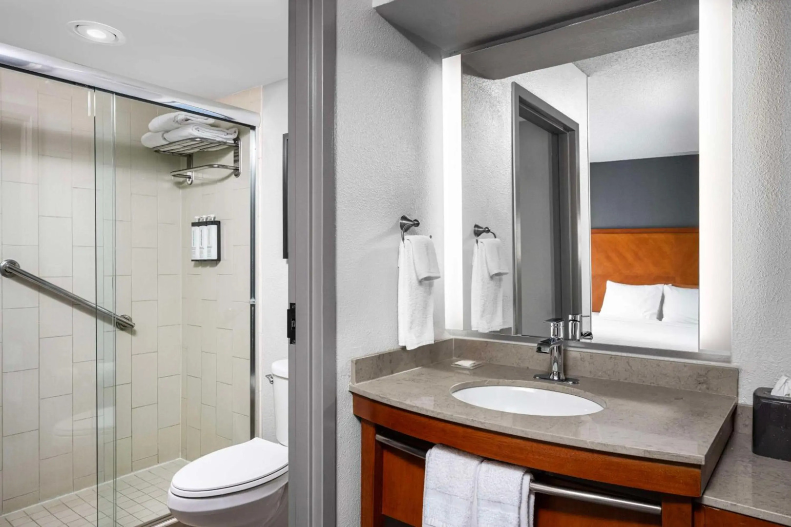 Hyatt Place Chantilly Dulles Airport-South