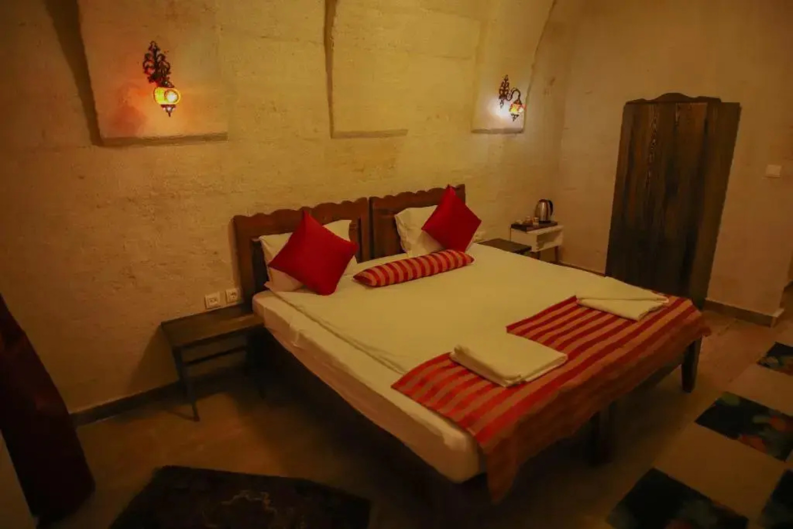 Heritage Cave Inn Hotel