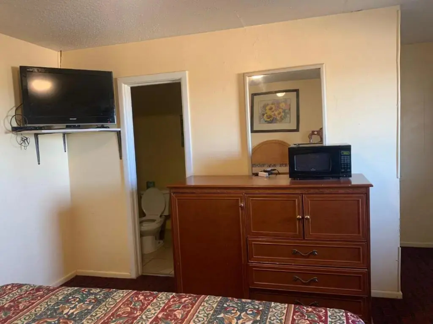 Budget Inn and Suites - Big Spring