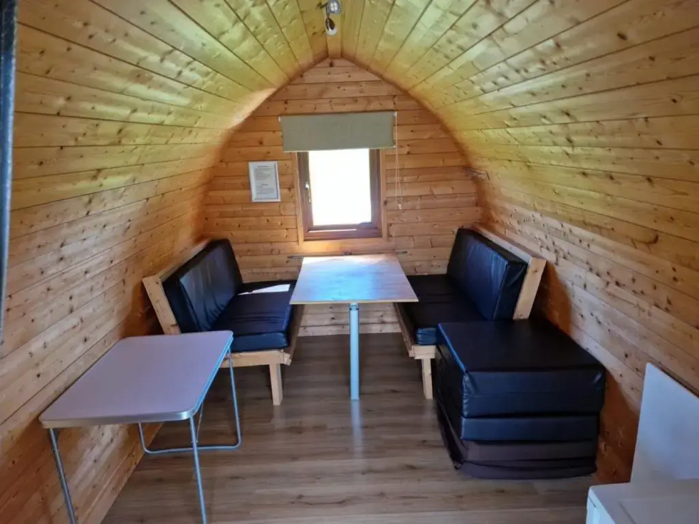 Rustic Pods Riverview Holiday Park