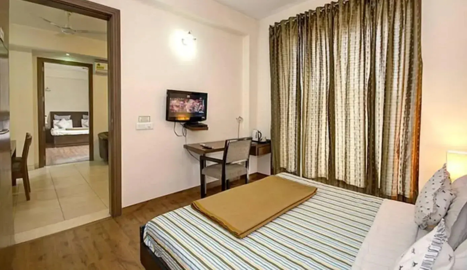 Perch Service Apartment- Sector 40