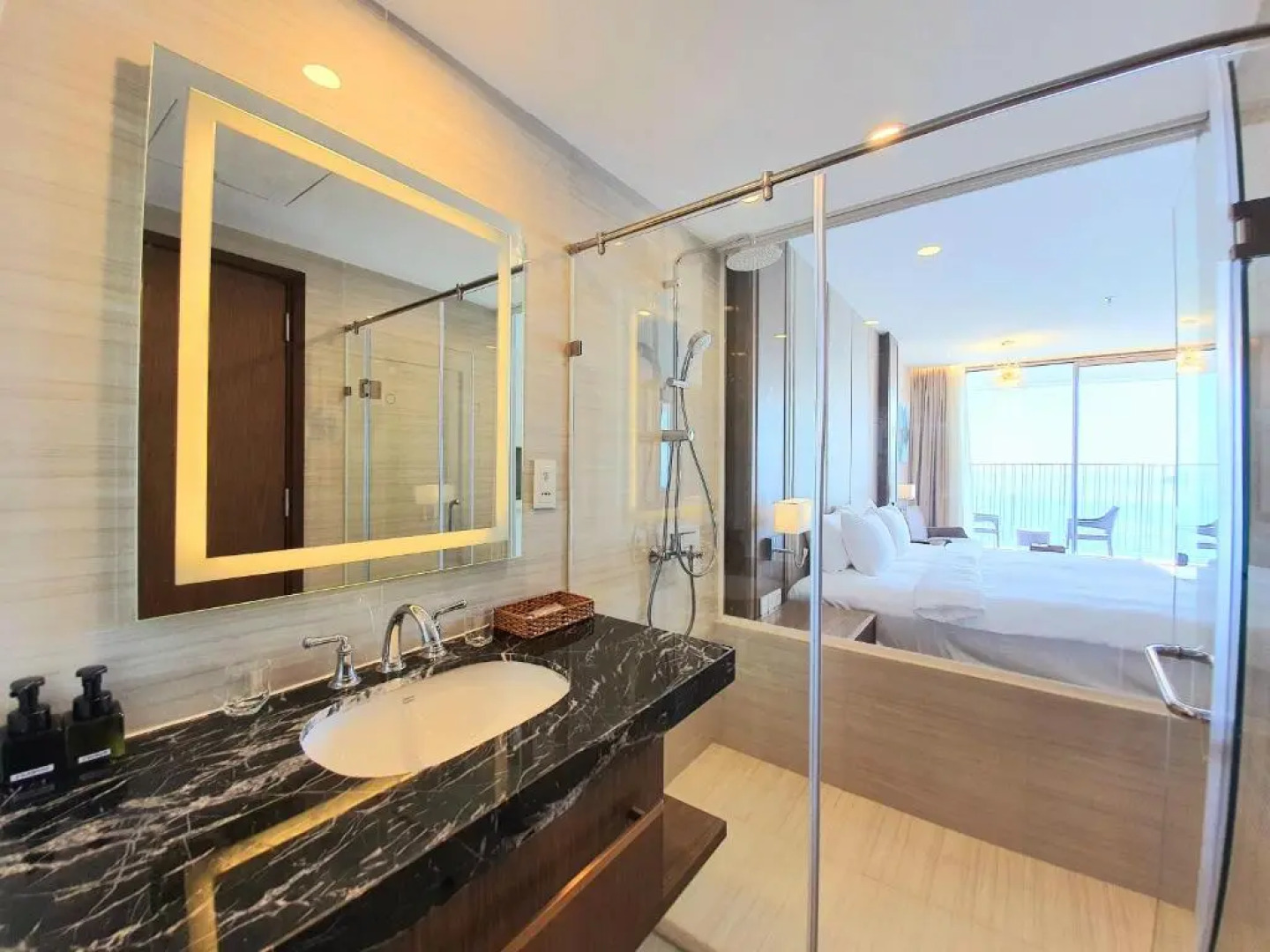 Wise Stay Panorama Condotel