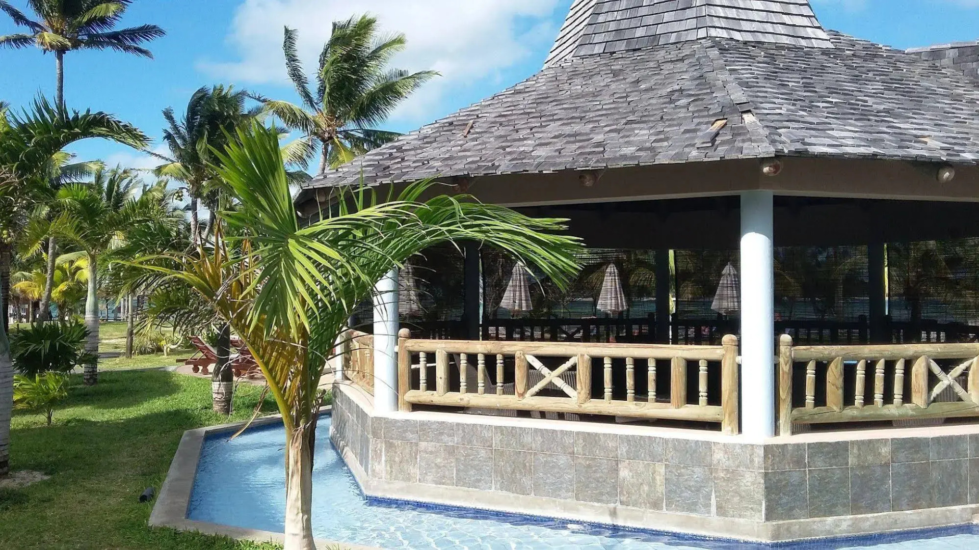 Jalsa Beach Hotel & Spa