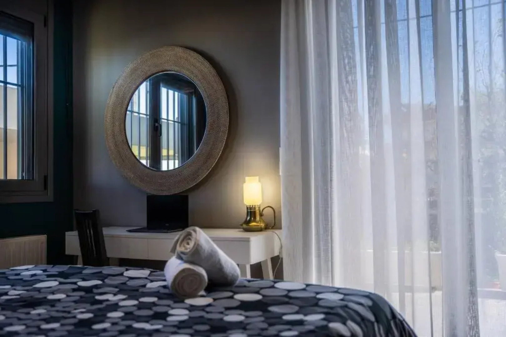 Maya’s residence by the sea w/garden and BBQ