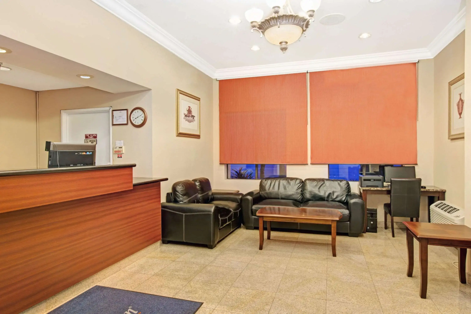 Howard Johnson by Wyndham Torrance