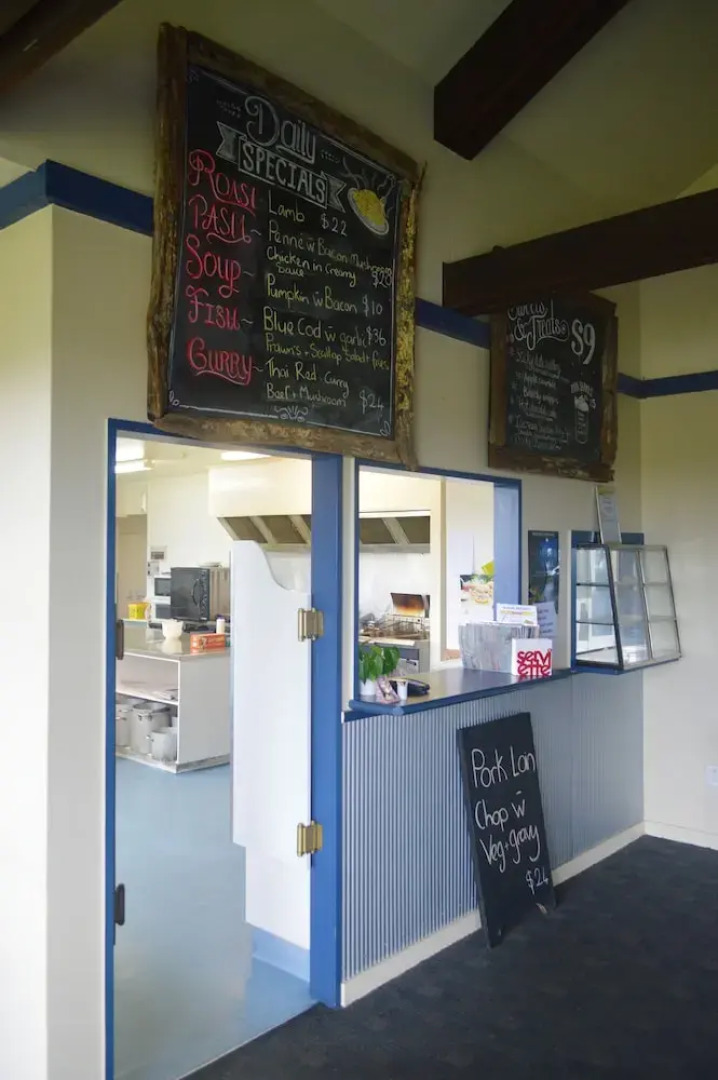 Brightwater Motor Inn