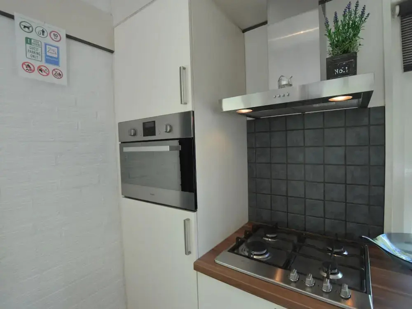 Romantic Forest Retreat With Sauna