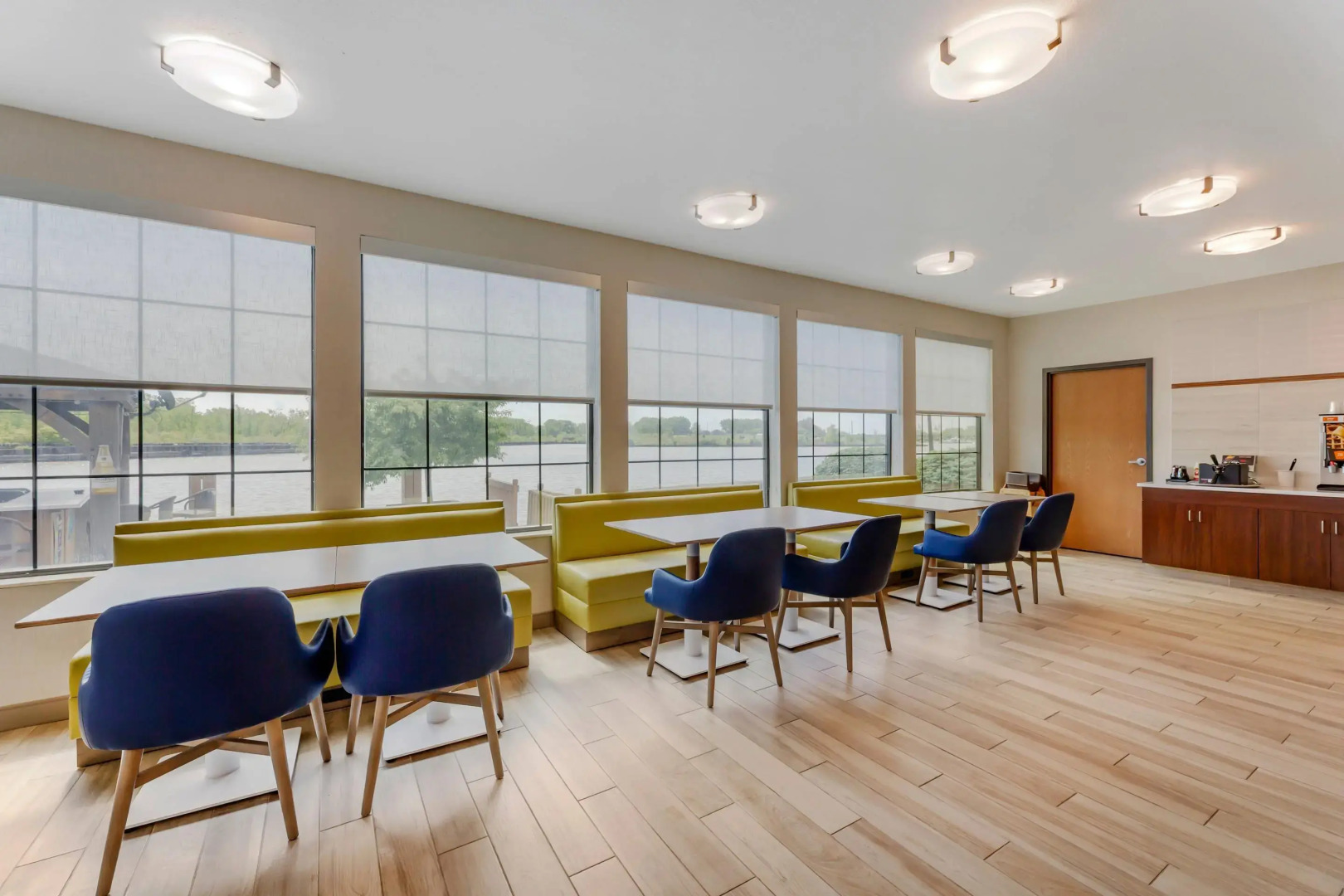 Comfort Inn River's Edge