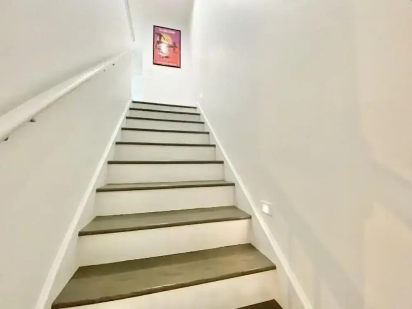 Hale Makai - Relaxing Family Vacation Just A Block From The Beach! Amazing Sunrise And Sunset Views From Four Decks! 3 Bedroom Townhouse by Redawning