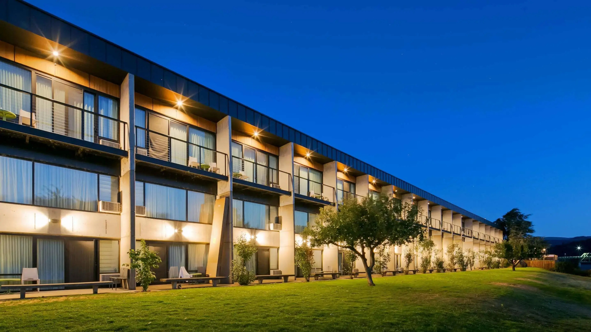 Best Western Plus Hood River Inn