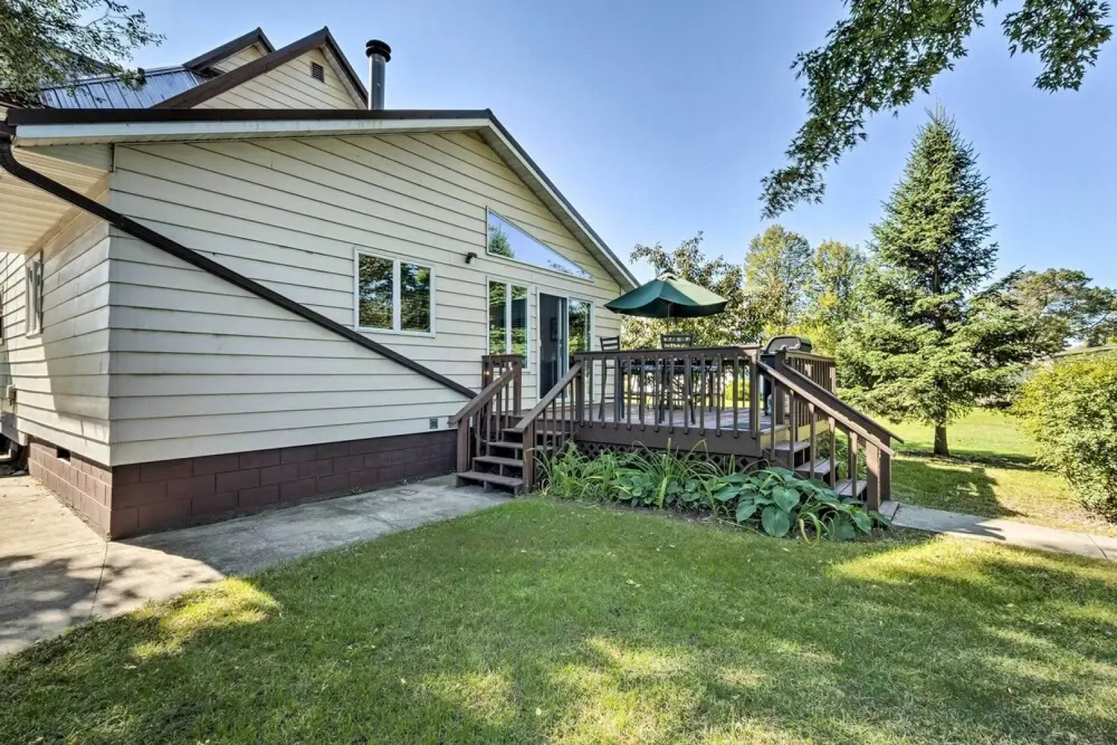 Riverfront Shawano Home w/ Private Backyard!