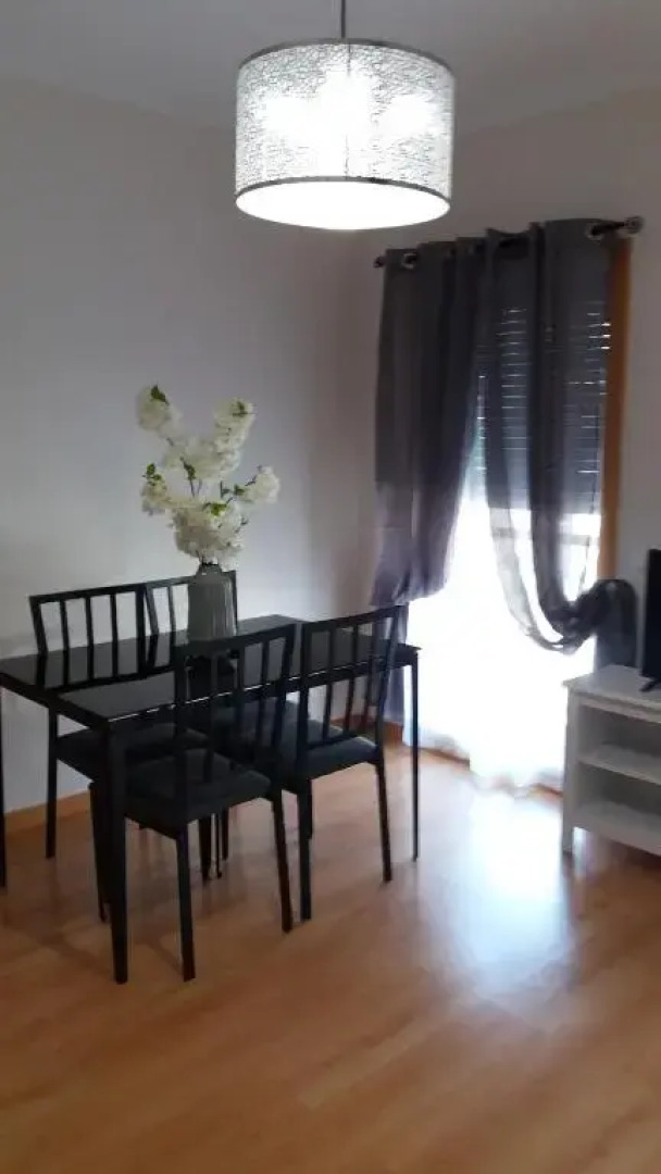 Apartamento Novo com Piscina Olhão