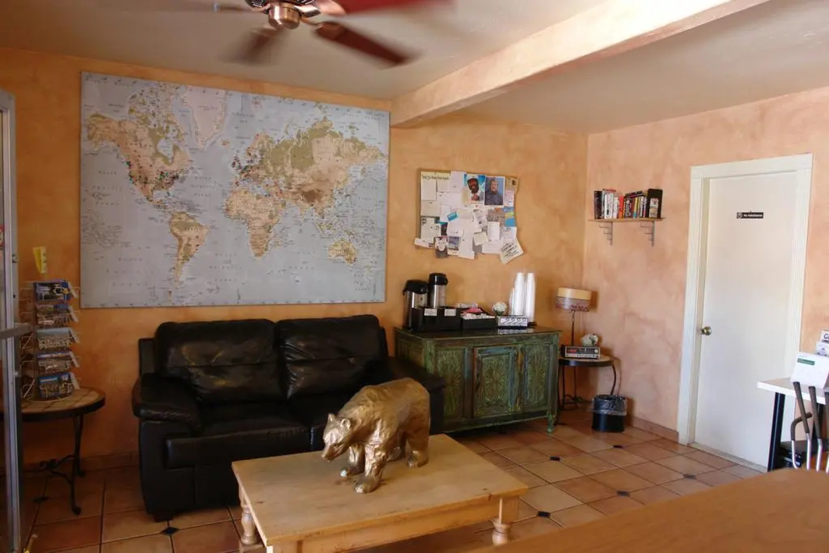 Americas Best Value Inn Golden Bear Inn