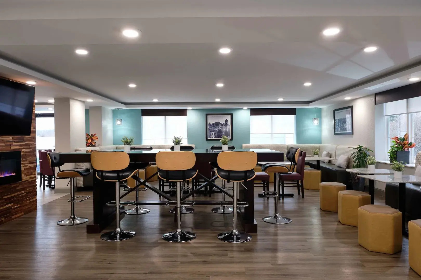 Comfort Inn & Suites Pottstown Eastern Gateway