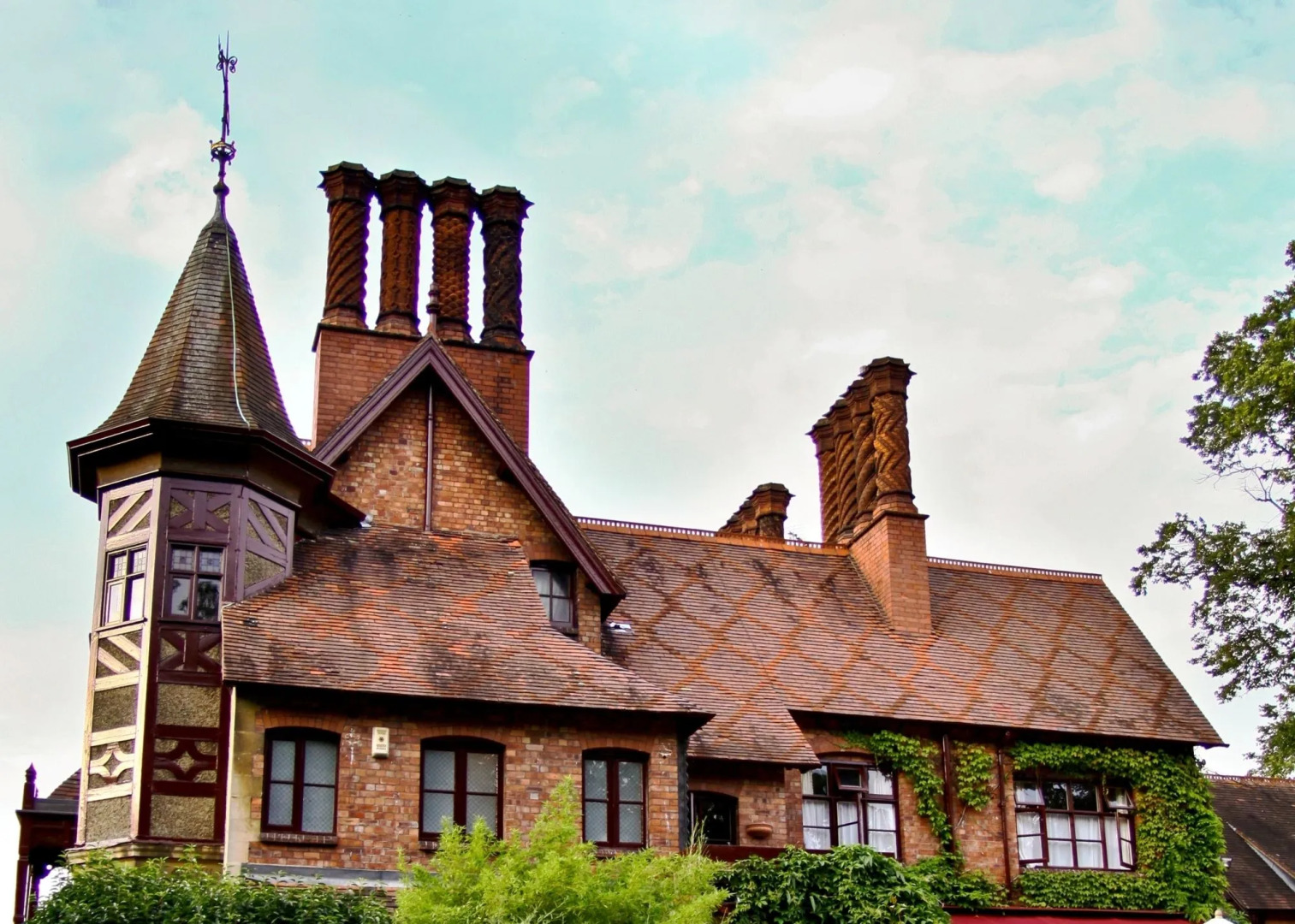 The Five Arrows Hotel