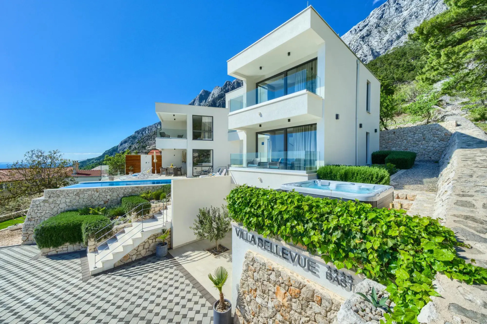 Bellevue in Bast, Baška Voda