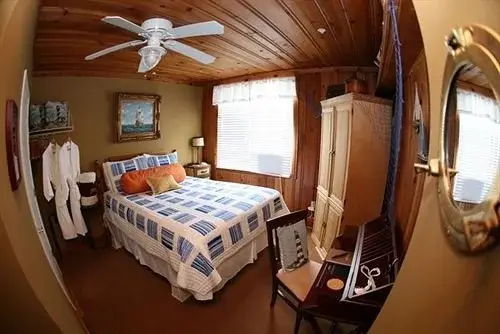 The August Seven Inn