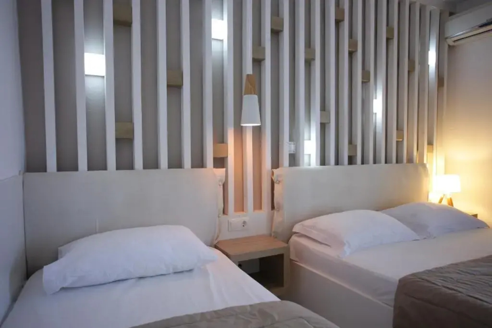 Studios Anny Elegant Studios