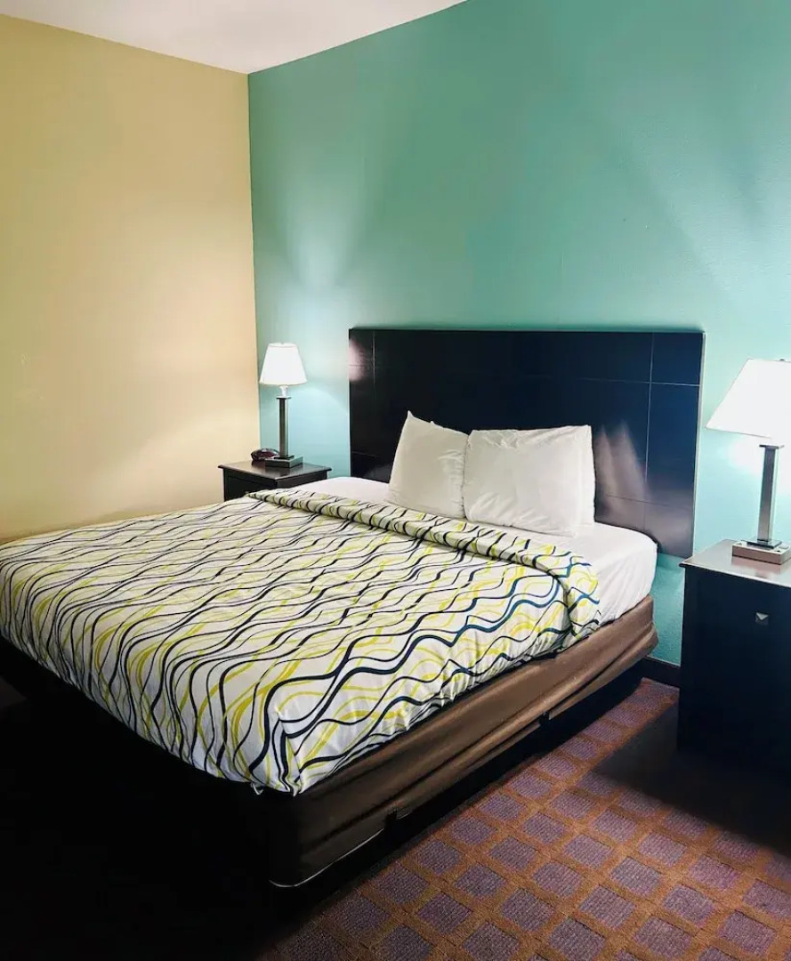 Red Lion Inn & Suites Blue Springs