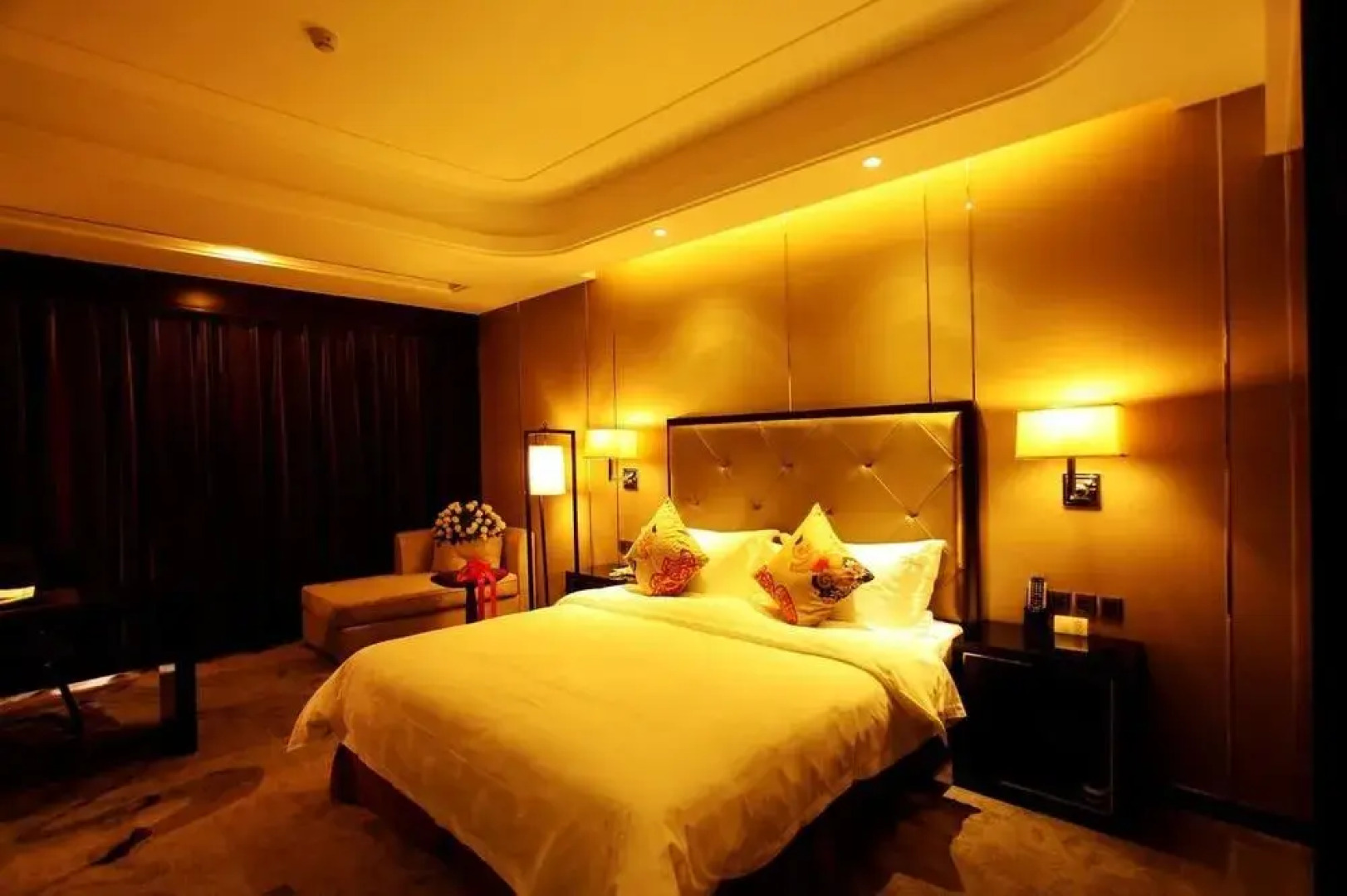 Minshan Mianzhu Hotel