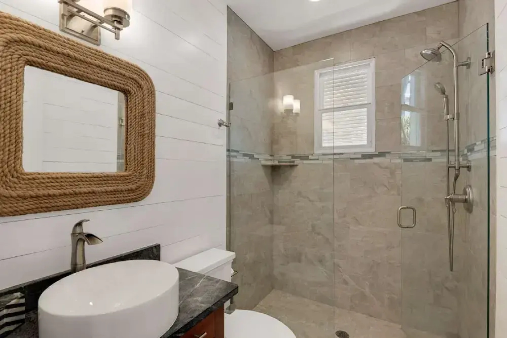 Rock Lobster 4 Bedroom Apartment