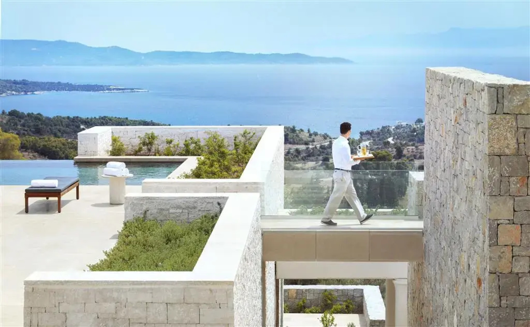 Amanzoe