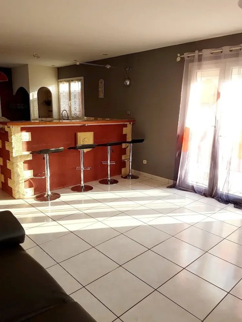 Villa With 4 Bedrooms in Florensac, With Enclosed Garden - 15 km From