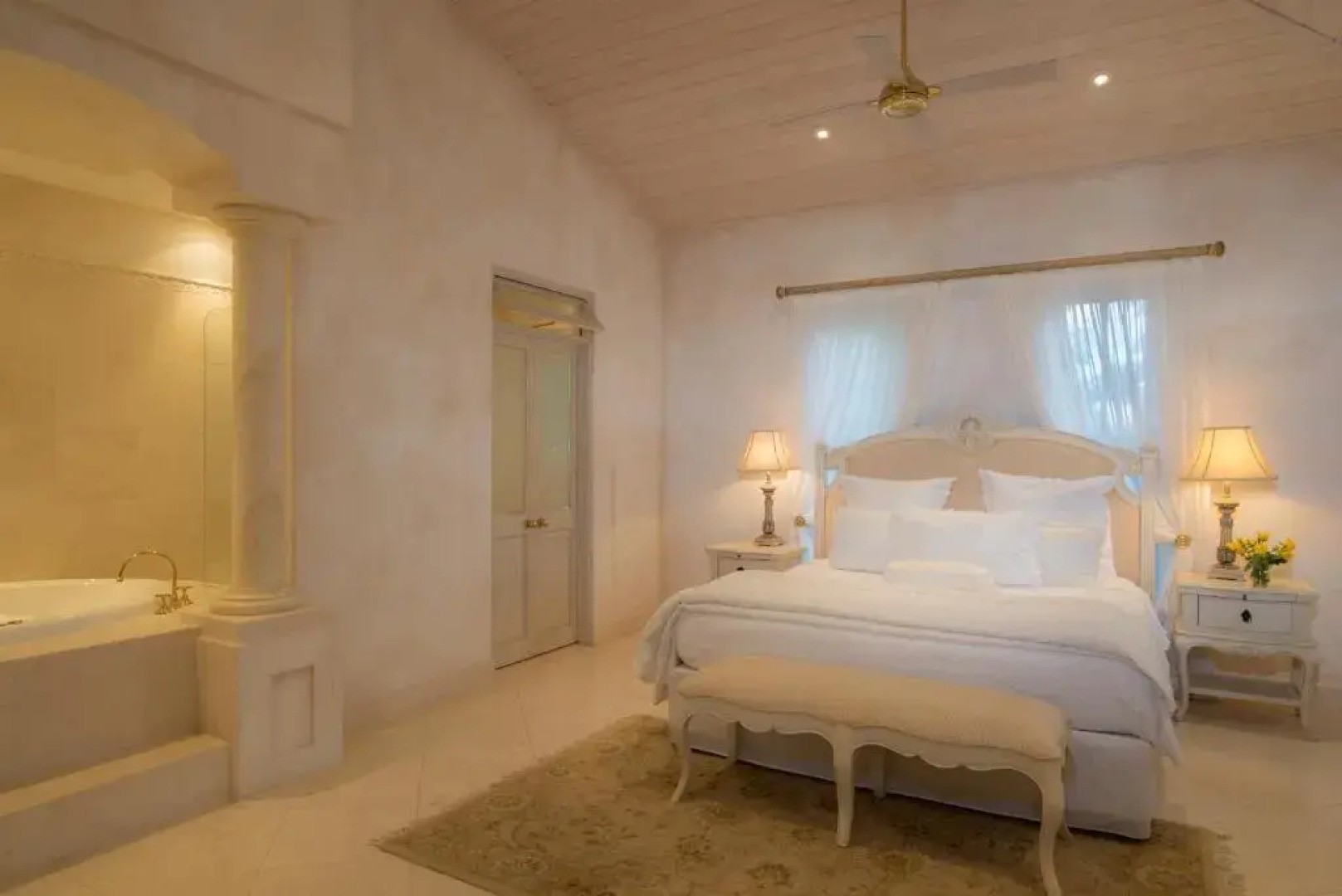 Victoria's at Ewingsdale Byron Bay