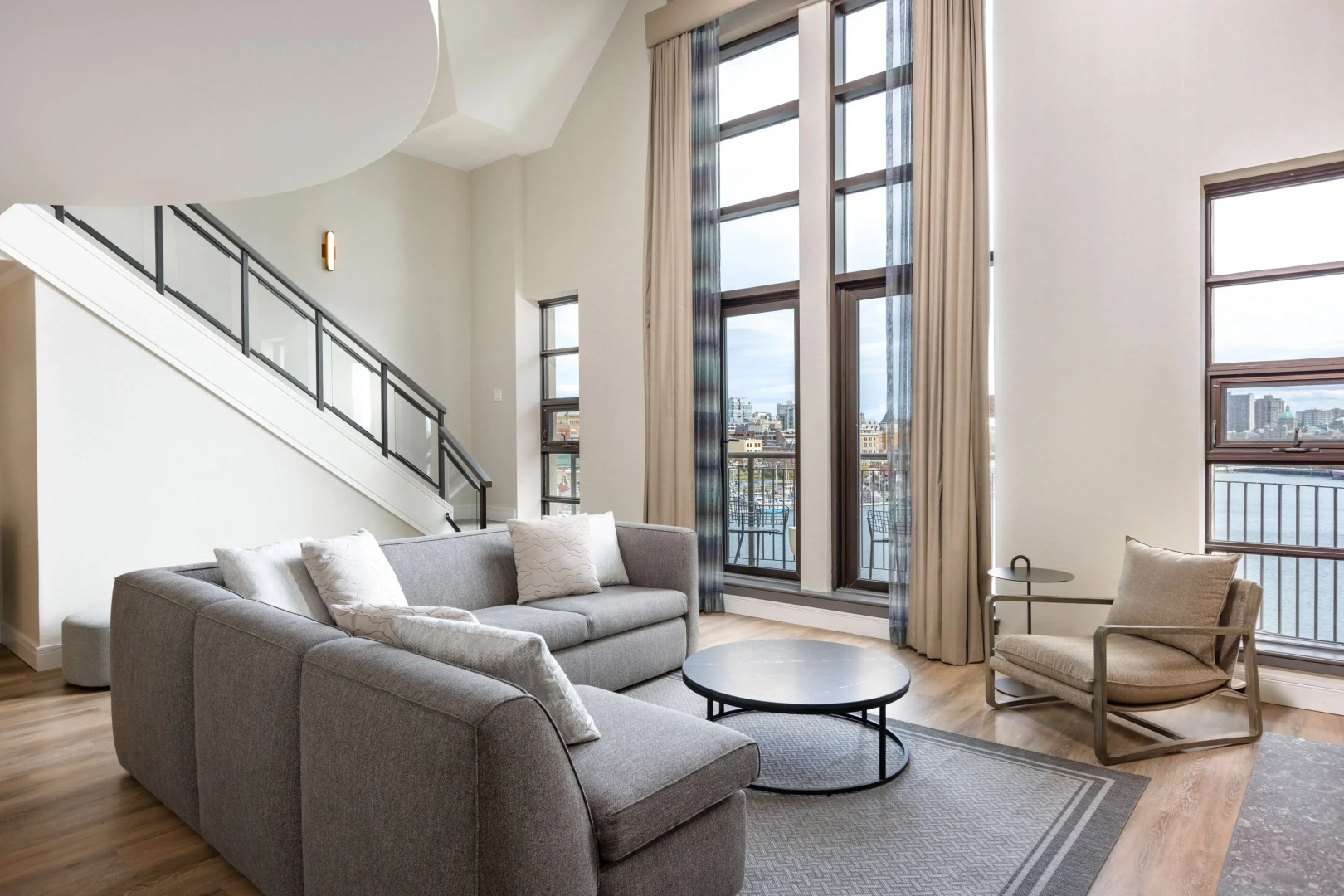 Delta Hotels by Marriott Victoria Ocean Pointe Resort