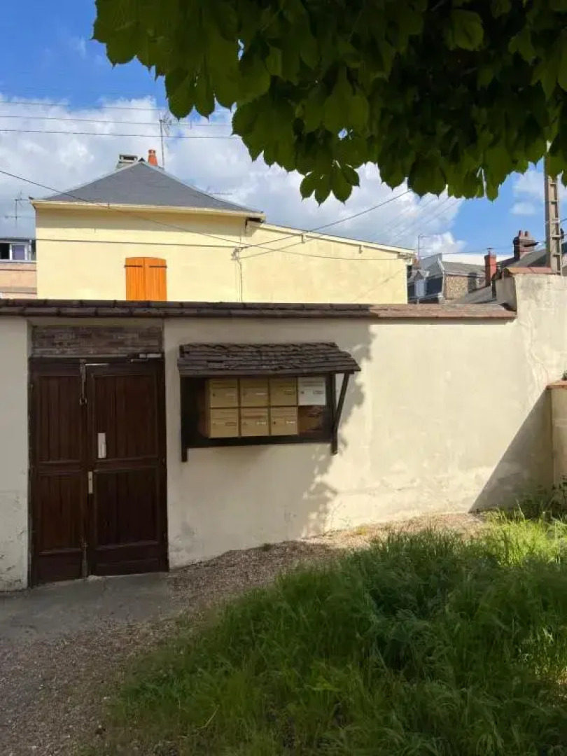 Rouen Les Chartreux Au Calme