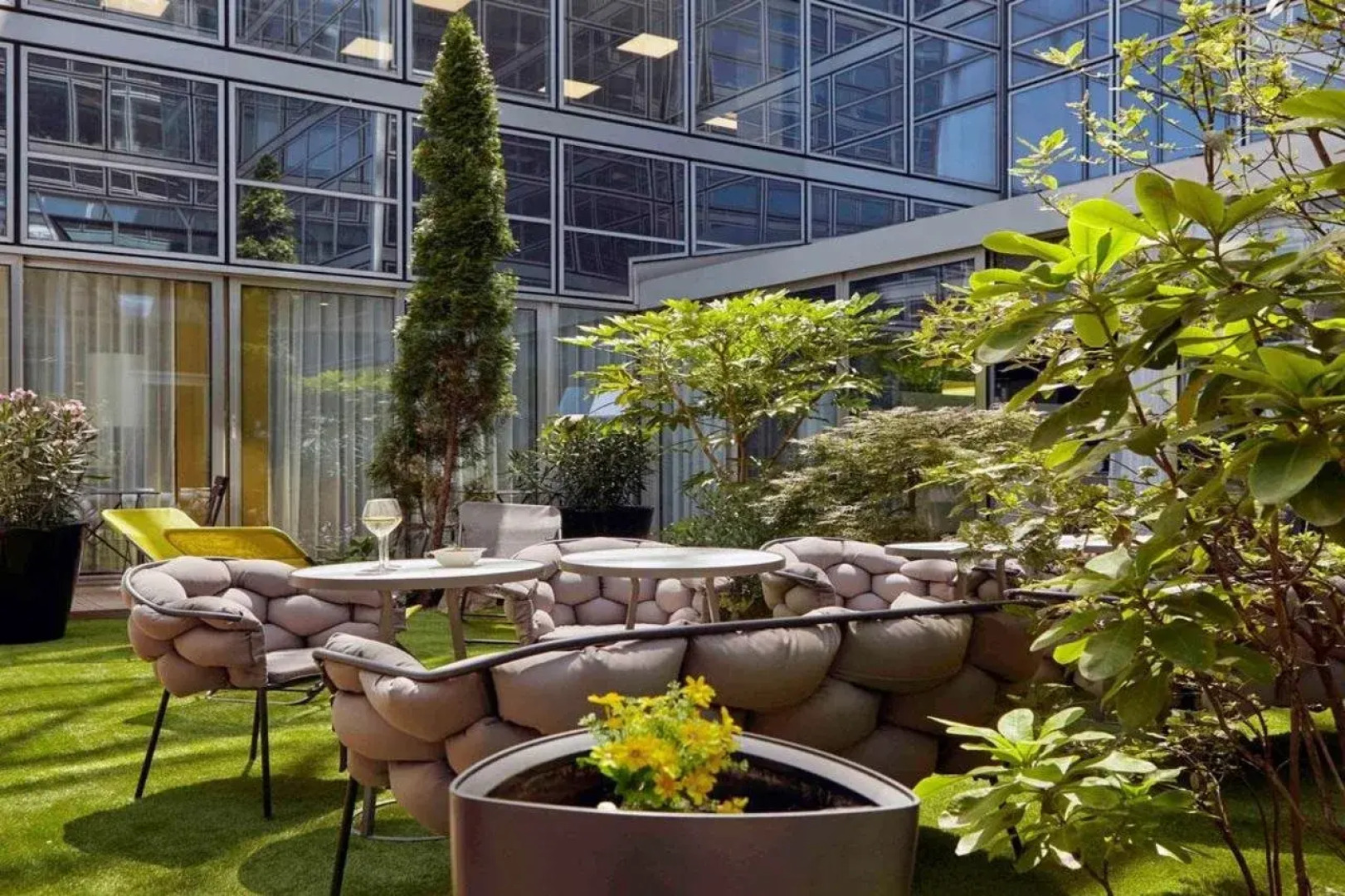 Residence Mercure Paris La Defense Grande Arche