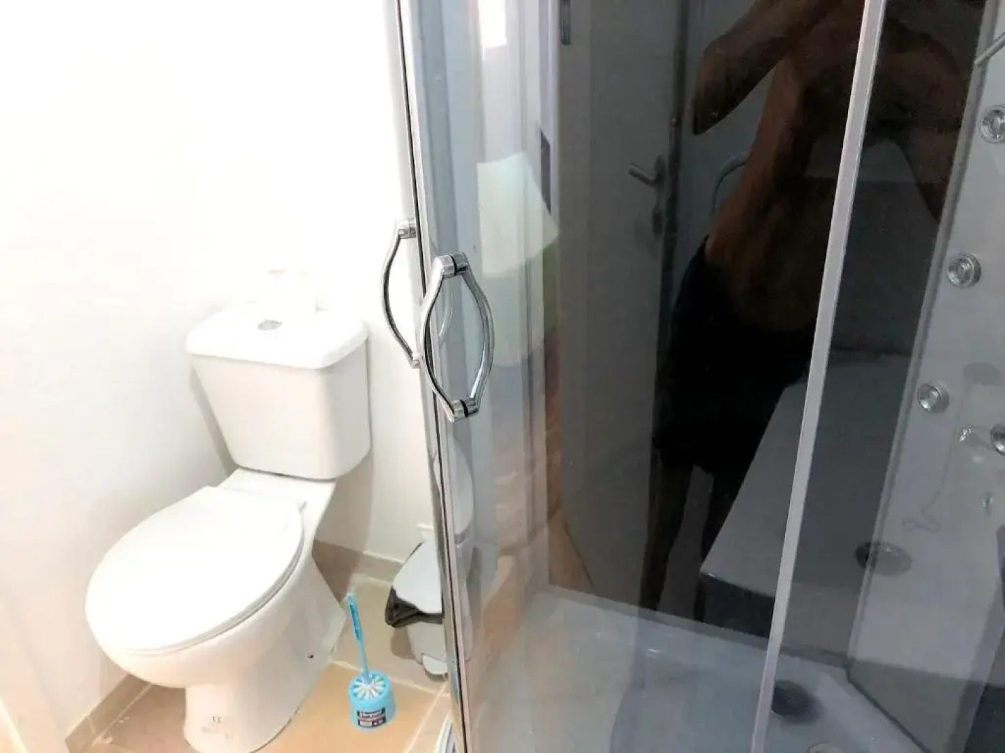 One bedroom bungalow with shared pool enclosed garden and wifi at Silves