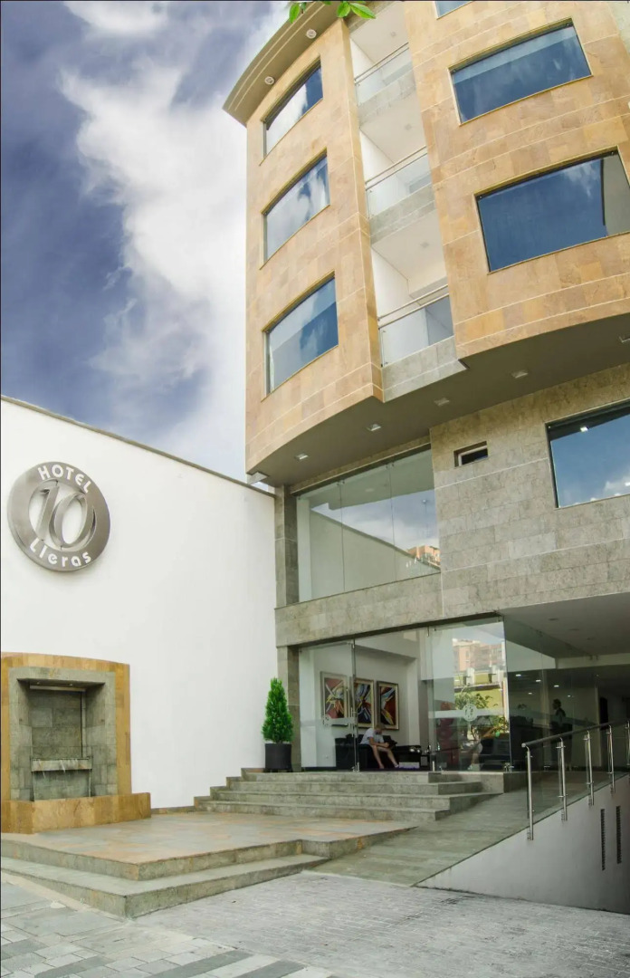 Hotel Lleras 10