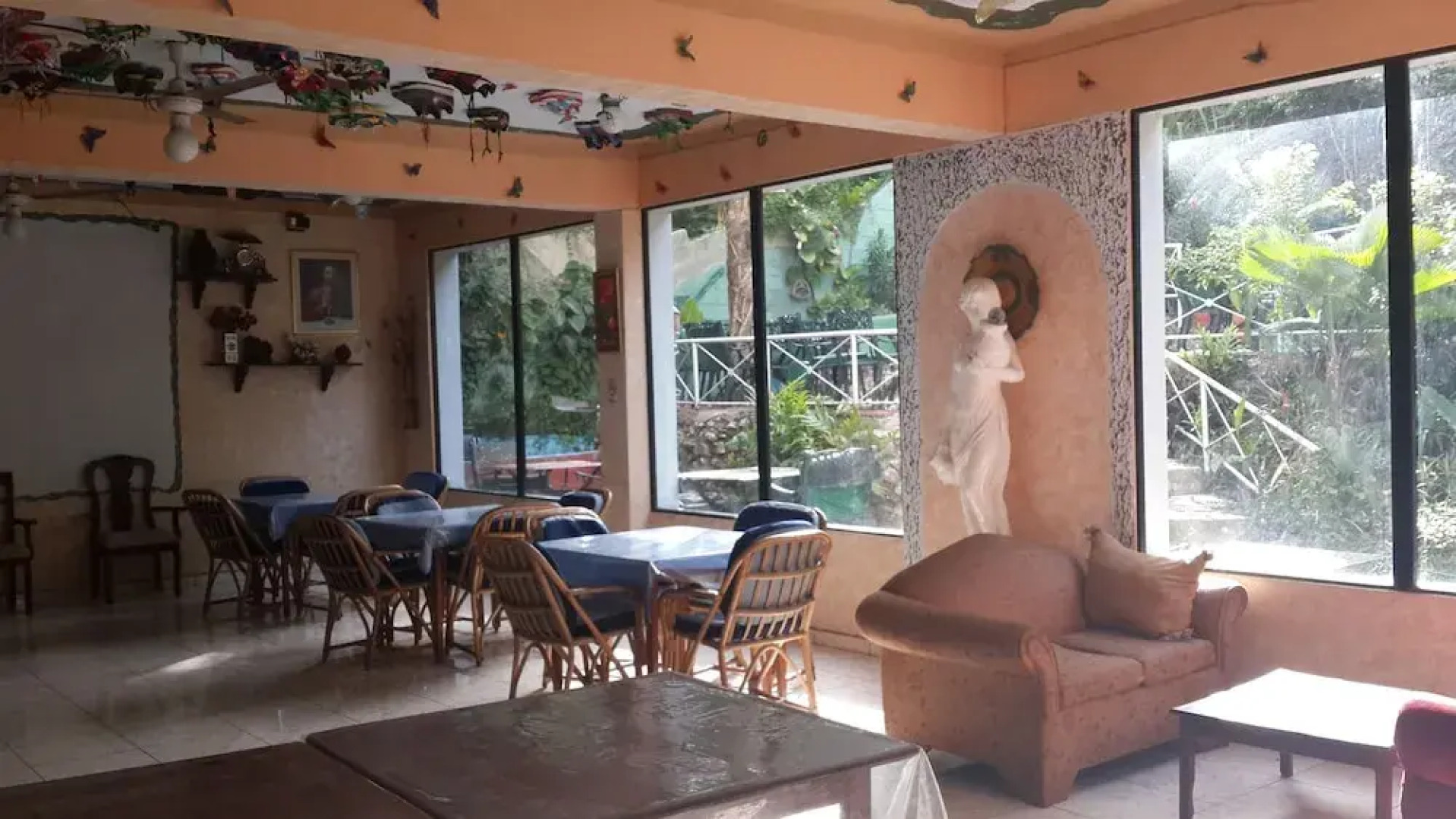 Hotel Jose Contreras