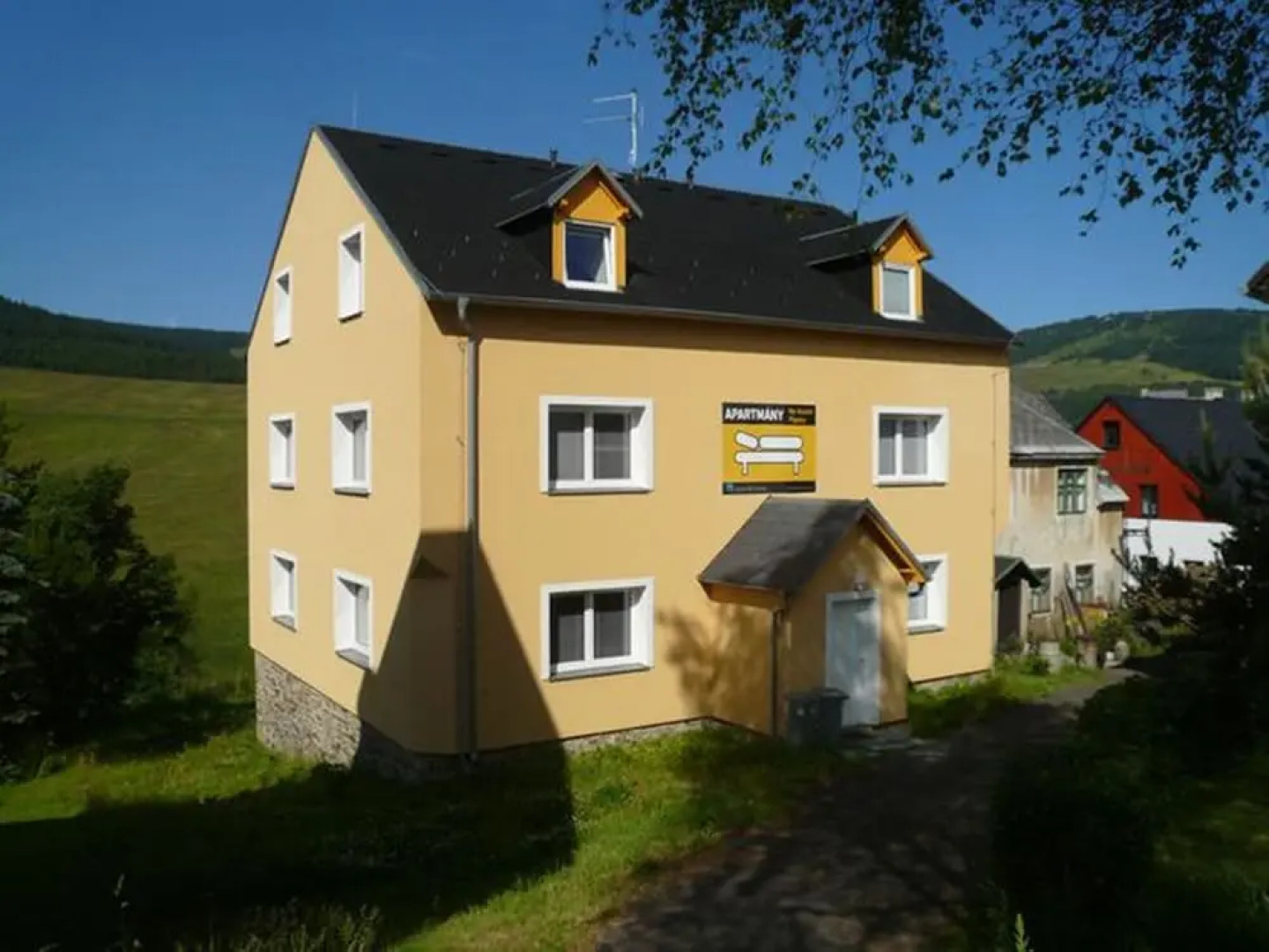 Apartment House in the Ore Mountains, Only 1km From the Valley Station / Loucná - Keilberg /