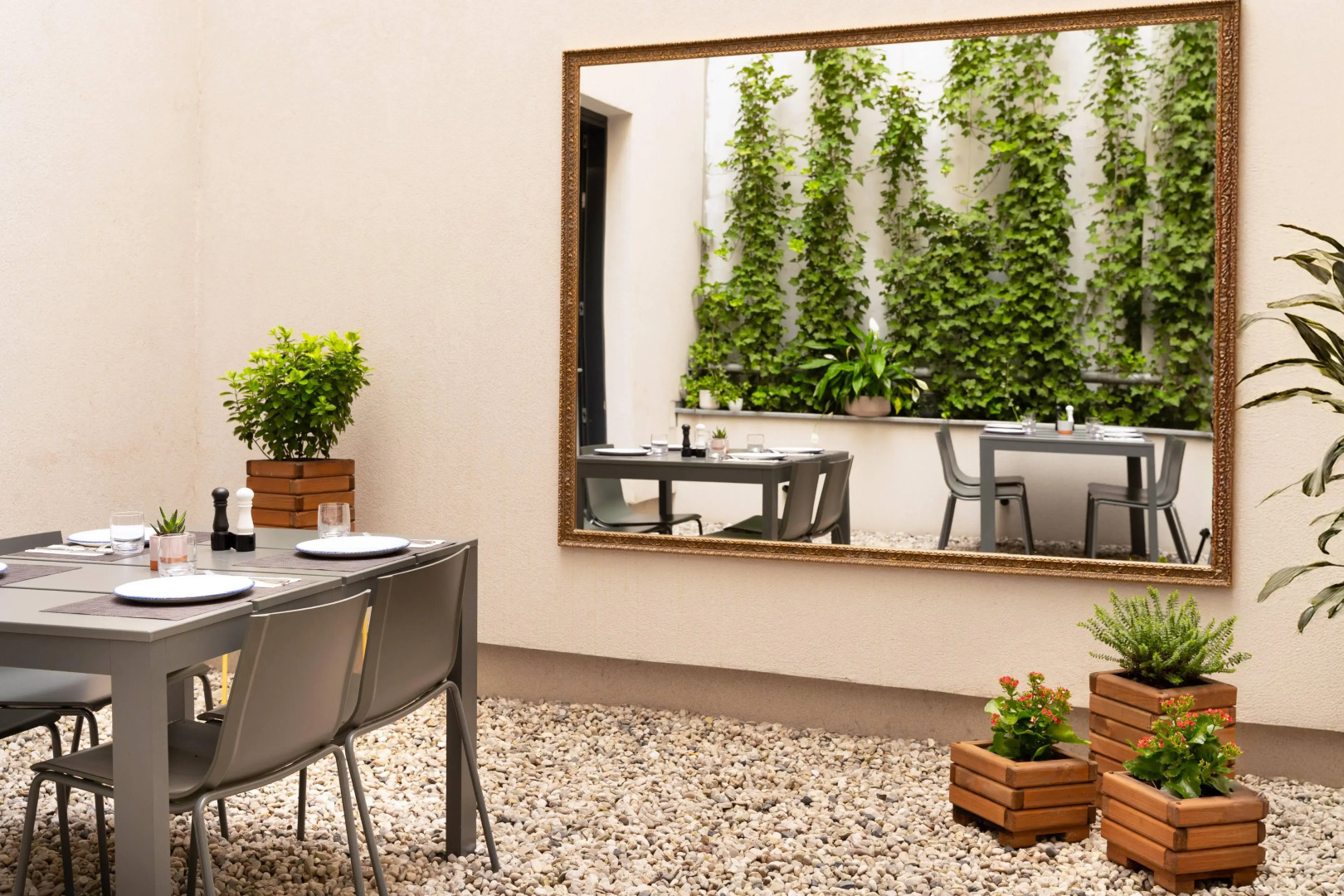 Отель INNSIDE by Melia Prague Old Town